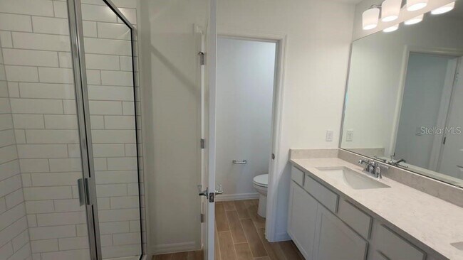 Building Photo - 4568 ORCHARD VIEW Aly