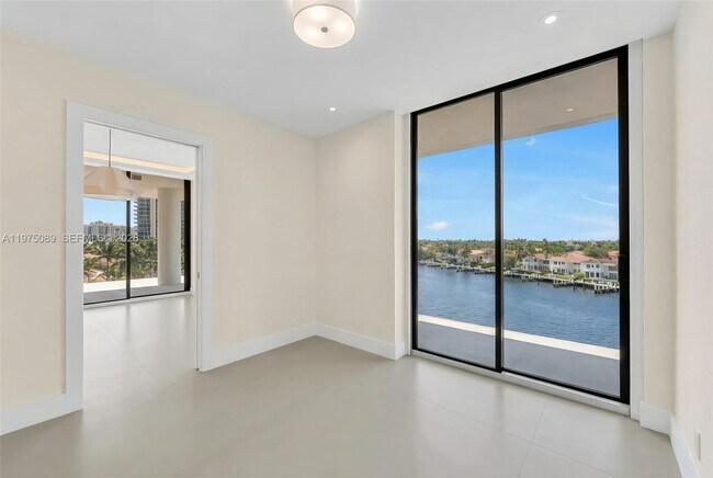 Building Photo - 19355 Turnberry Way