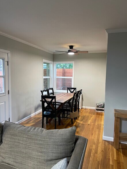 Building Photo - 863 N 11th Ave