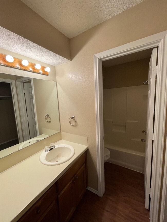 Building Photo - 203 Fulton Ave