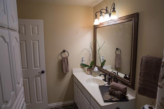 Building Photo - 200 Supreme Ct