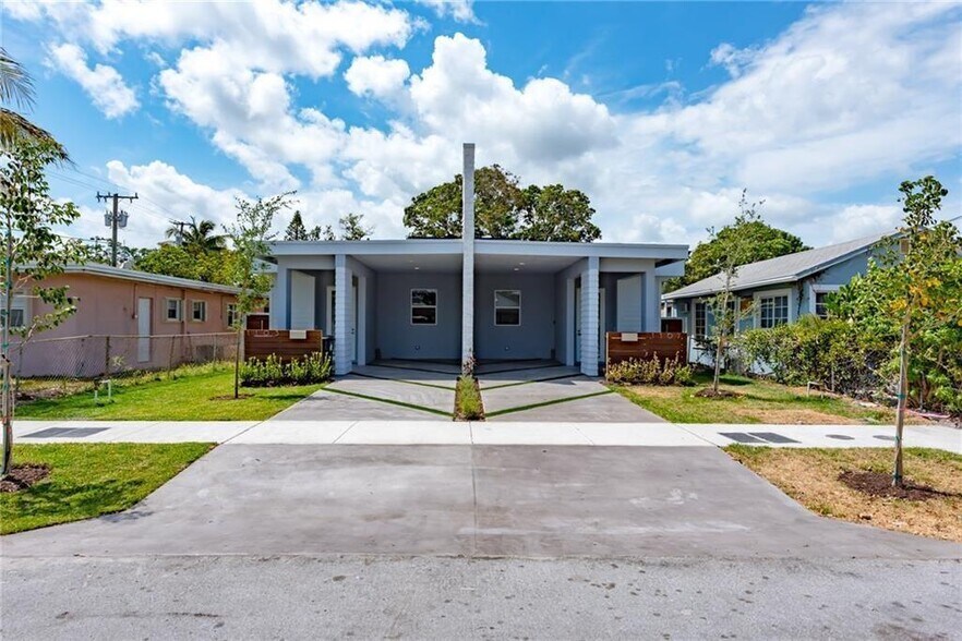 Building Photo - 1105 NE 2nd Ave