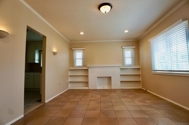 Building Photo - 2444 Curlew St
