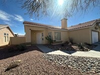 Building Photo - 3 BEDROOM SINGLE STORY HOME WITH ABOVE GROUND SPA!