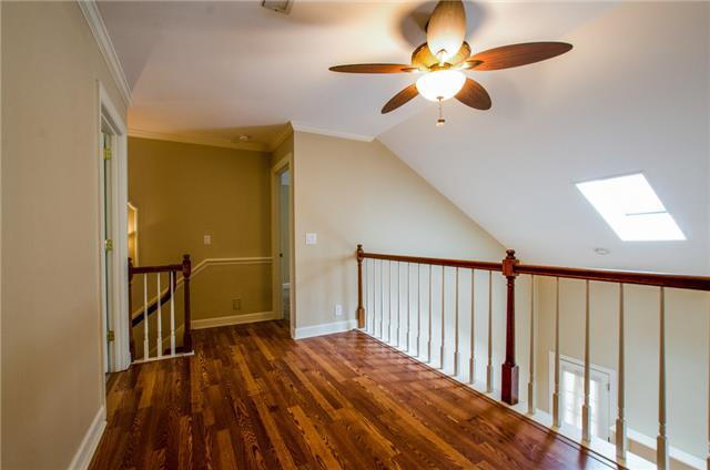 Building Photo - 3BR/2BA TOWNHOME NEAR DOWNTOWN FRANKLIN! WALK TO THE PARK.