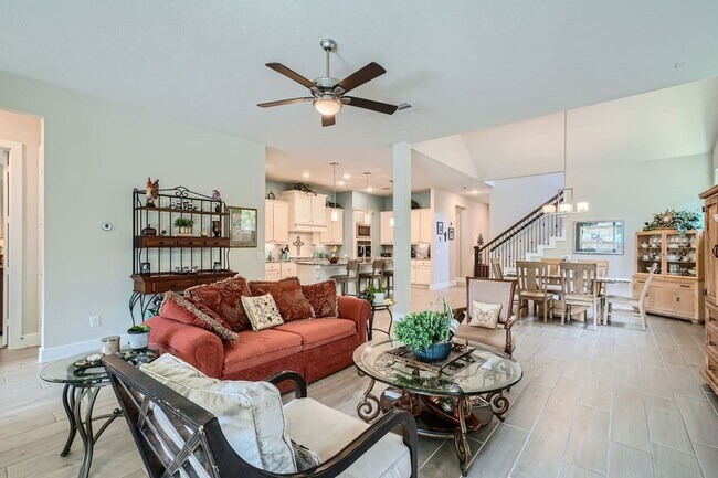Building Photo - 13224 N Salmon River Cir