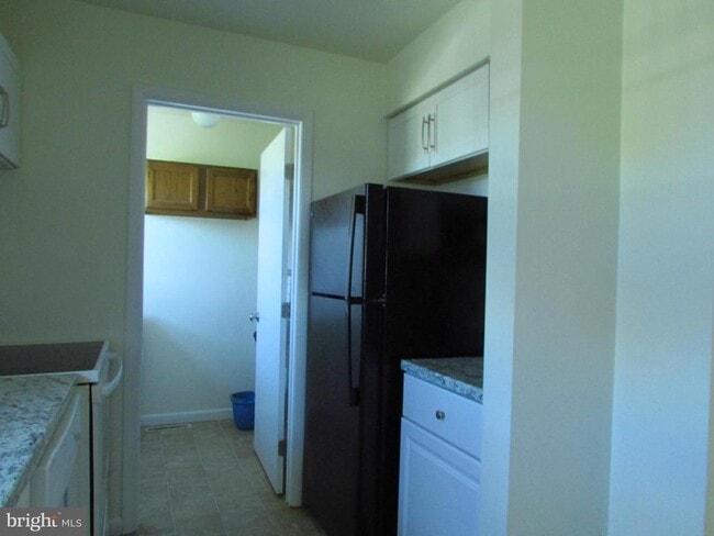 Building Photo - 31079 Crepe Myrtle Dr