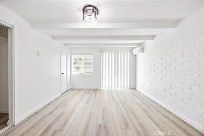 Building Photo - 3577 McKinley St