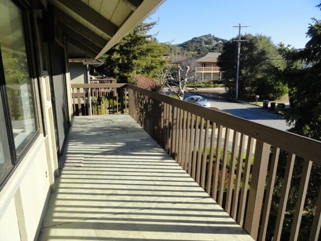 Building Photo - Carmel Valley Condo