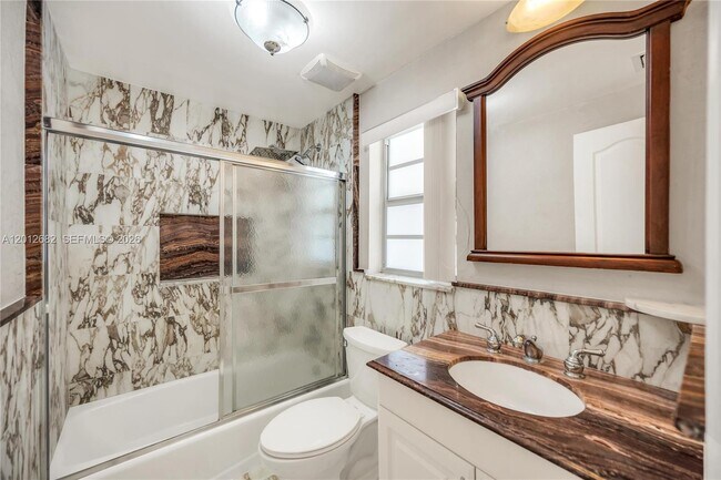 Building Photo - 7757 SW 86th St