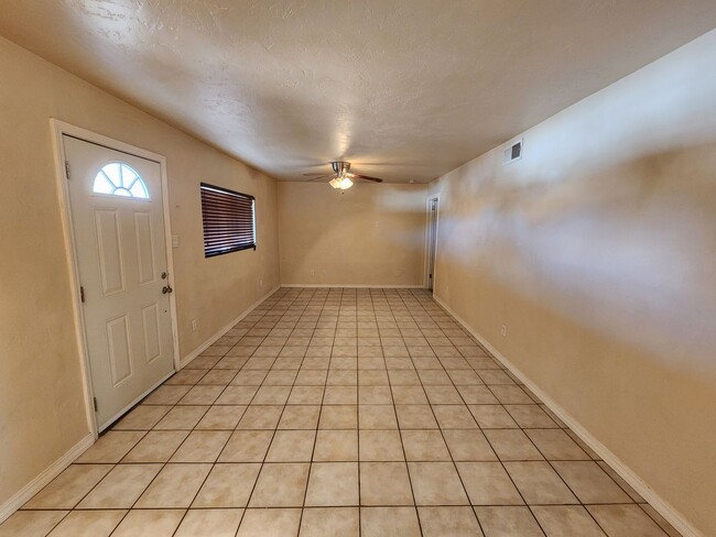 Building Photo - 1417 Fifth St.