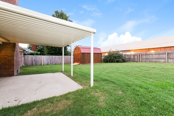 Building Photo - 7152 Olive Ridge Dr
