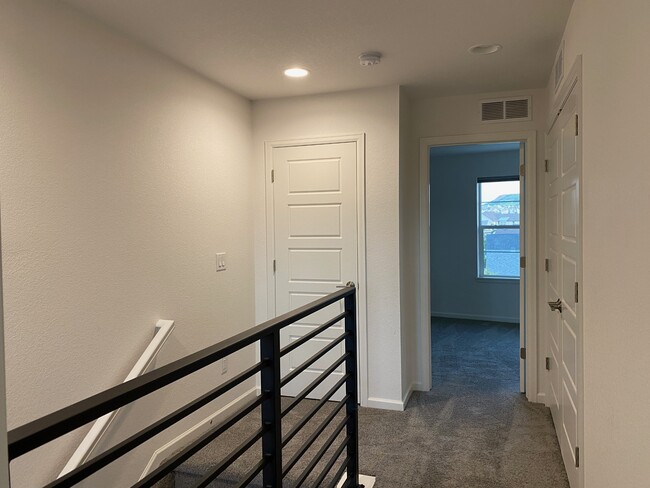 Building Photo - 2588 Meadows Blvd