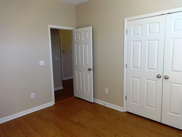 Building Photo - 106 Meadowvale Ln