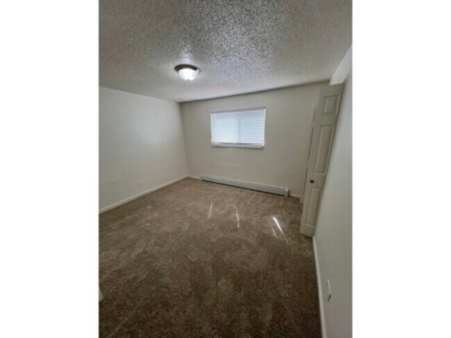 Building Photo - 4647 S Lowell Blvd