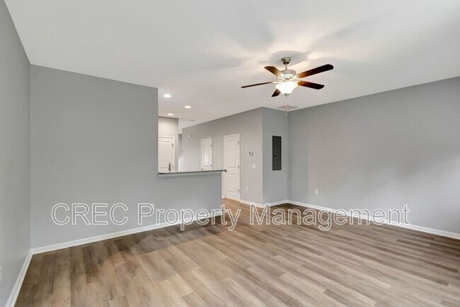 Building Photo - 339 Flyway Rd