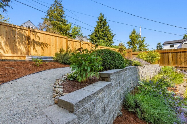Building Photo - 5929 32nd Ave SW
