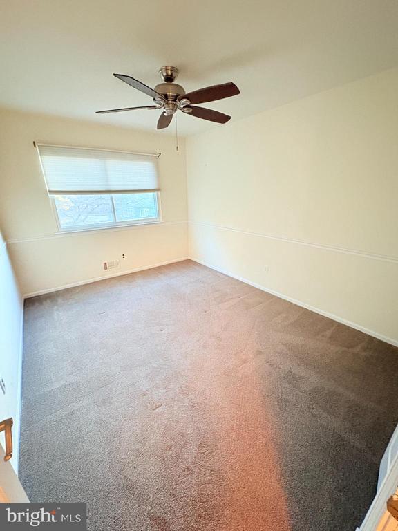 Building Photo - 54 Hillcroft Way