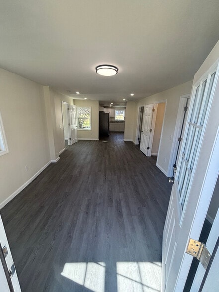 Building Photo - 102 Piedmont St