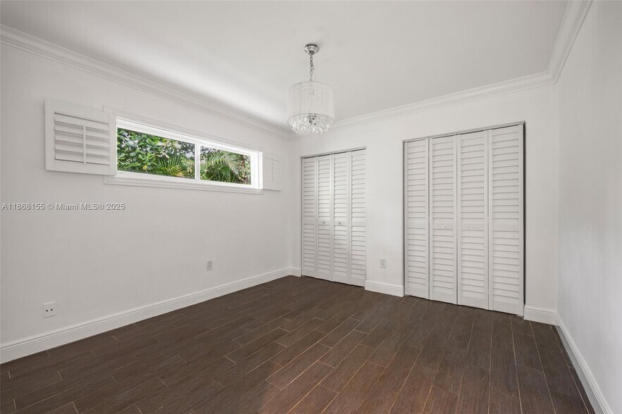 Building Photo - 1261 San Miguel Ave