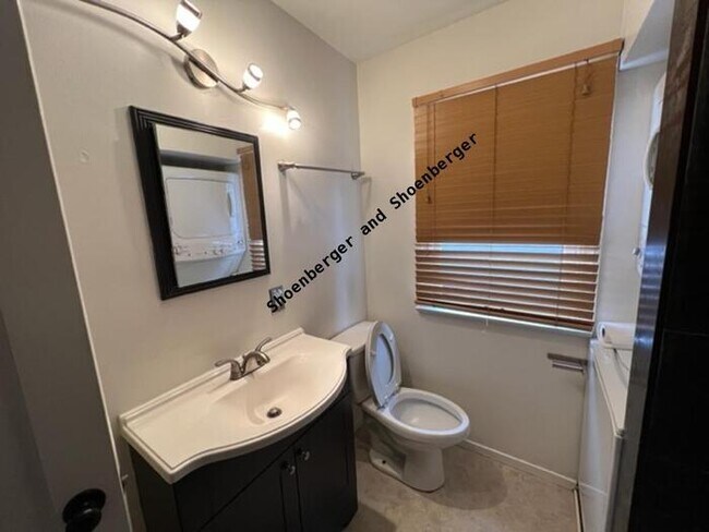 Building Photo - 343 Stewart Street