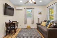 Building Photo - 71 Tree Frog Ln