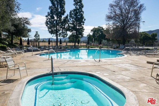 Building Photo - 1375 Del Verde Ct