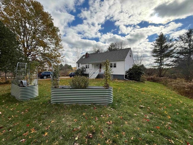 Building Photo - 4 Nelson Dr