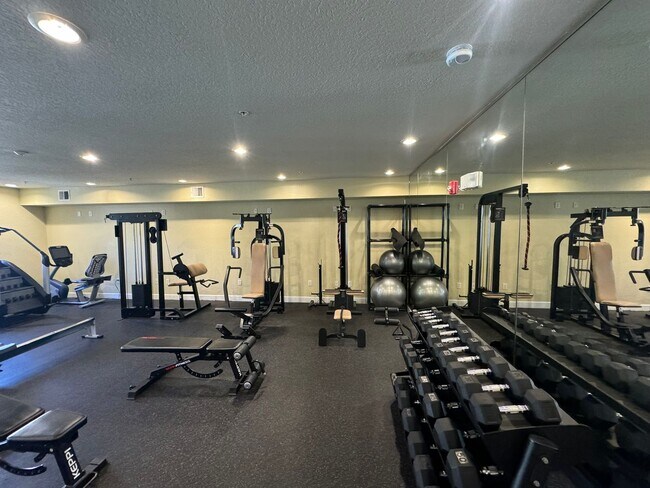 Building Photo - 8539 Gate Pkwy W