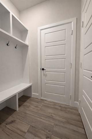 Building Photo - 2912 Beau Daniel Dr