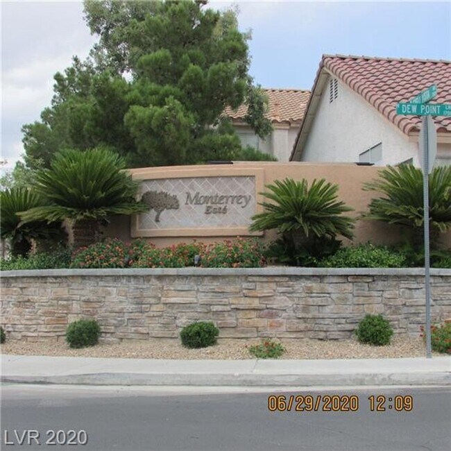 Building Photo - Beautiful 3 Bedroom/2.5 Baths in Summerlin