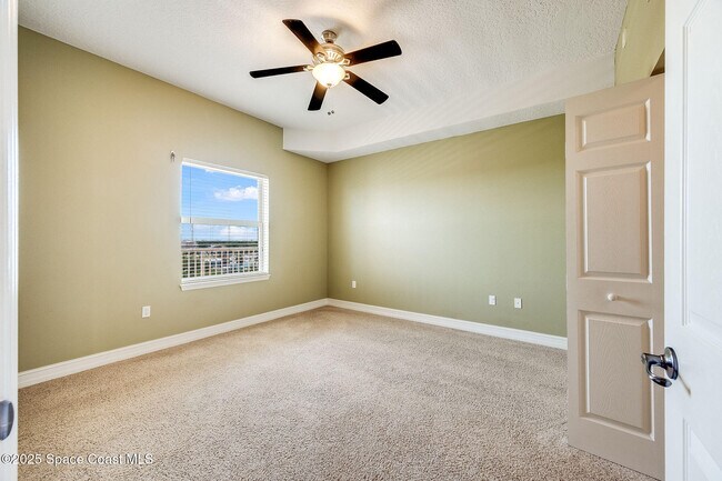 Building Photo - 134 Starboard Ln