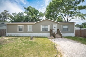 Building Photo - 20511 N Sabine Dr