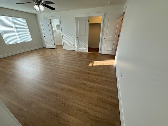 Building Photo - 15083 Gallant Dr