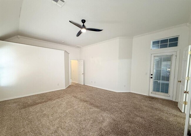 Building Photo - 16517 Tonka Trail