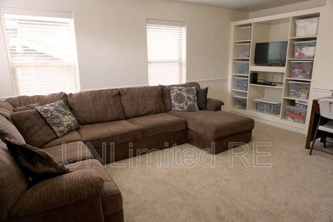 Building Photo - 4154 S Pheasant Run Dr