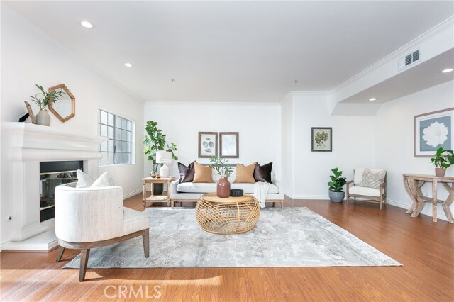 Primary Photo - 18 Fano St