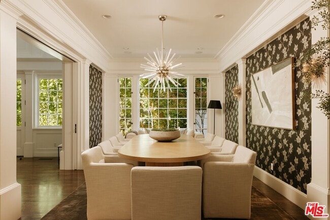 Building Photo - 2435 Mandeville Canyon Rd