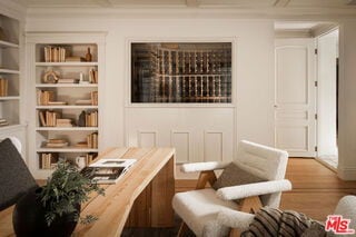 Building Photo - 10950 Bellagio Rd