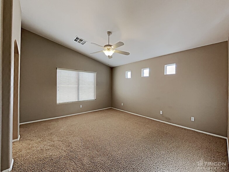 Building Photo - 44181 W Lindgren Dr