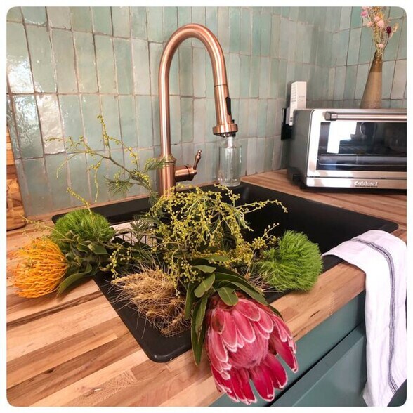 Building Photo - 750 Chicoma Vista