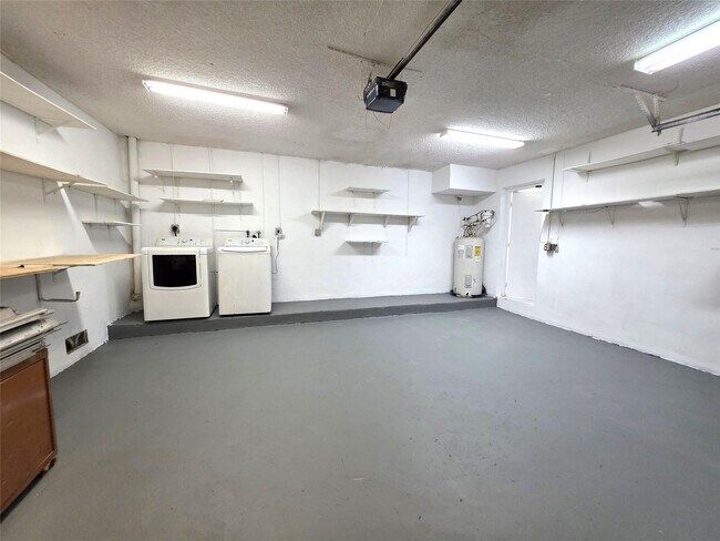 Building Photo - 11951 SW 271st Terrace