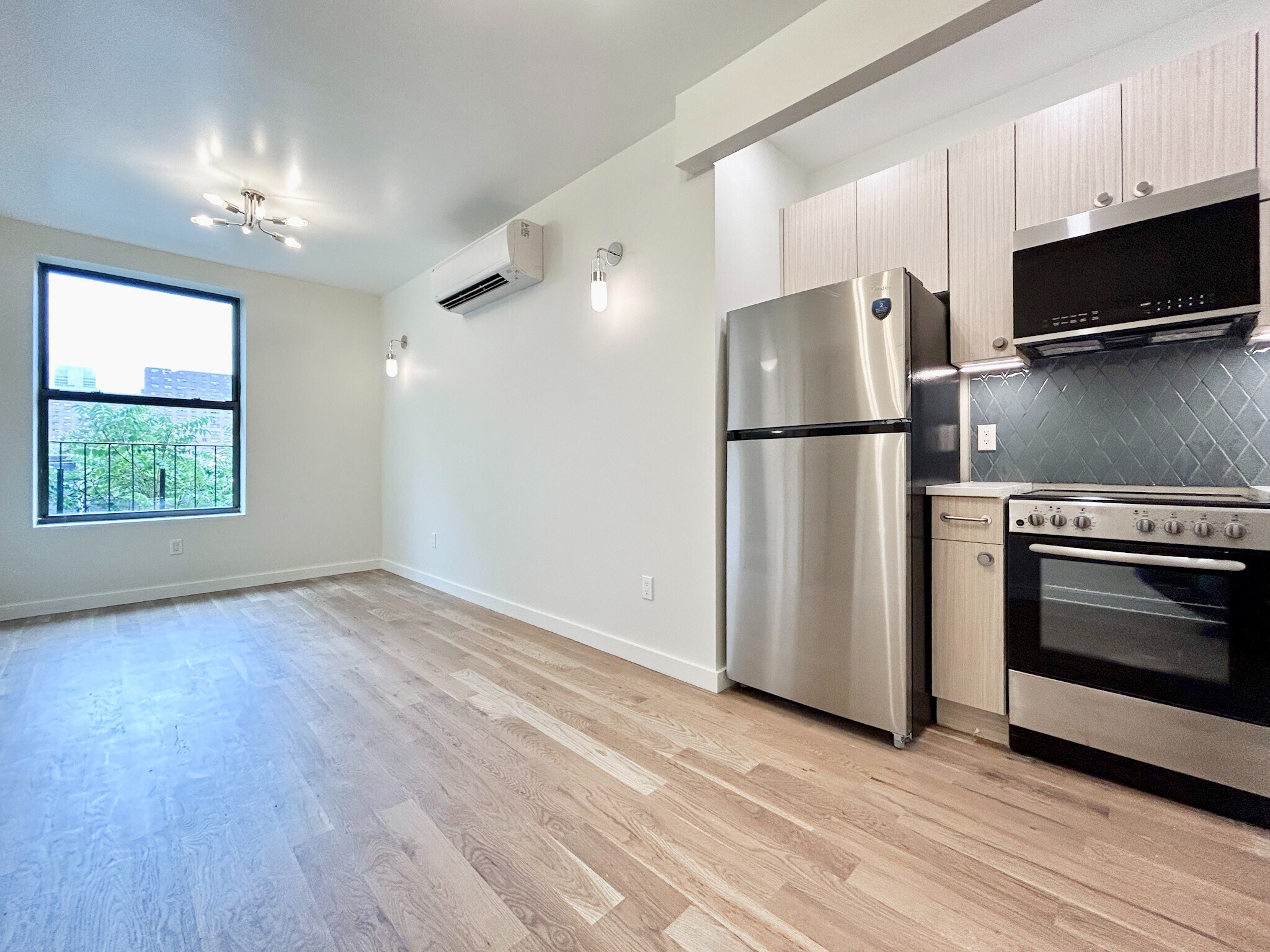 Building Photo - 524 W 134th St