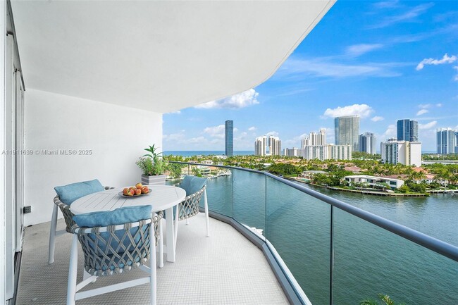 Building Photo - 19707 Turnberry Way