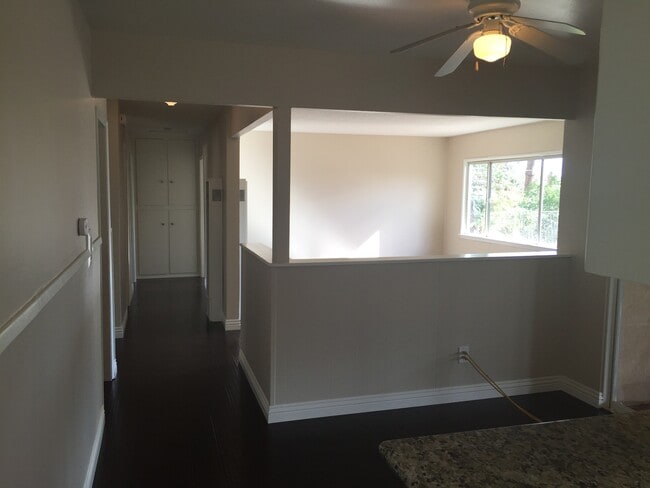 Building Photo - 3BD/2BA HOUSE - 848 E.YALE St.