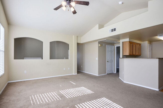 Building Photo - 10550 W Alexander Rd