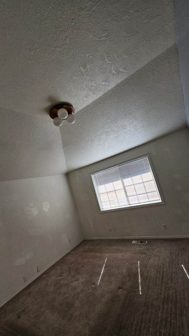 Building Photo - 116-01 CFLP