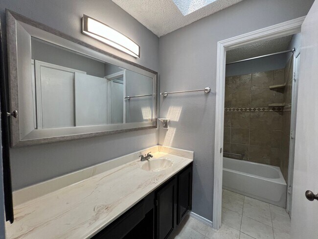 Building Photo - "Fort Worth Texas Homes for Rent"