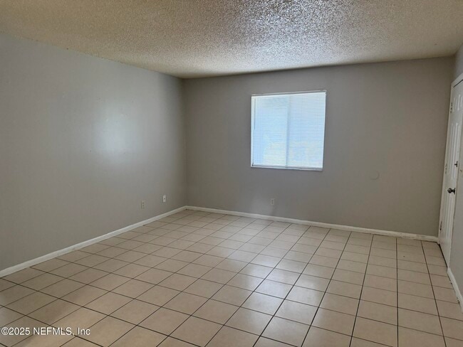 Building Photo - 5351 Westchase Ct