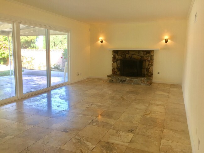 Building Photo - Spacious Hacienda Heights Home with a Pool